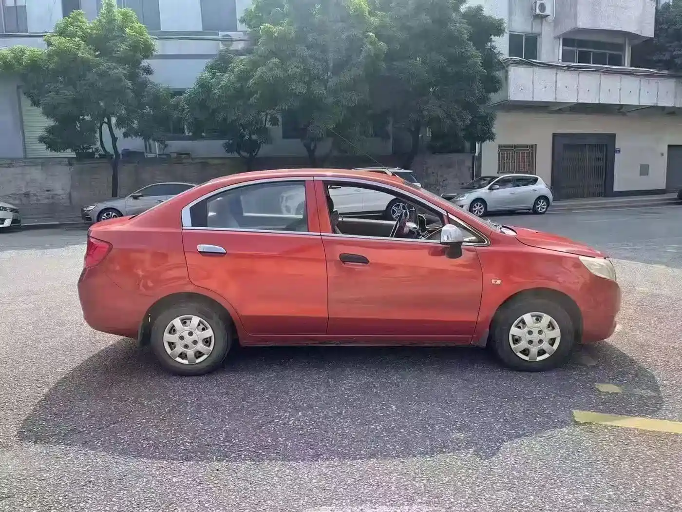 Chevrolet Sail 2010 Sedan 1.2L Manual Fashion Edition фото 4