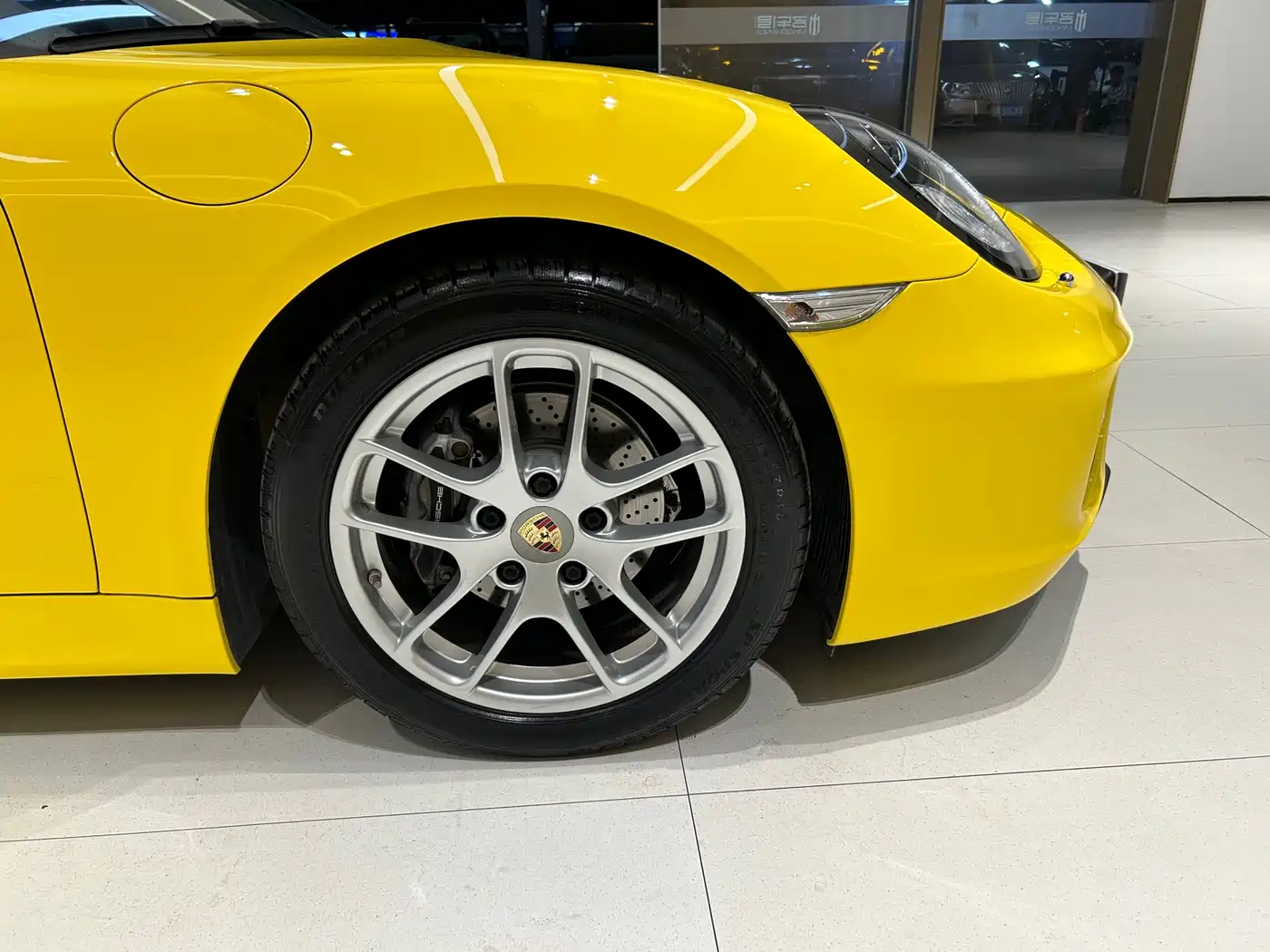 Porsche Cayman 2015 Cayman Style Edition 2.7L фото 3