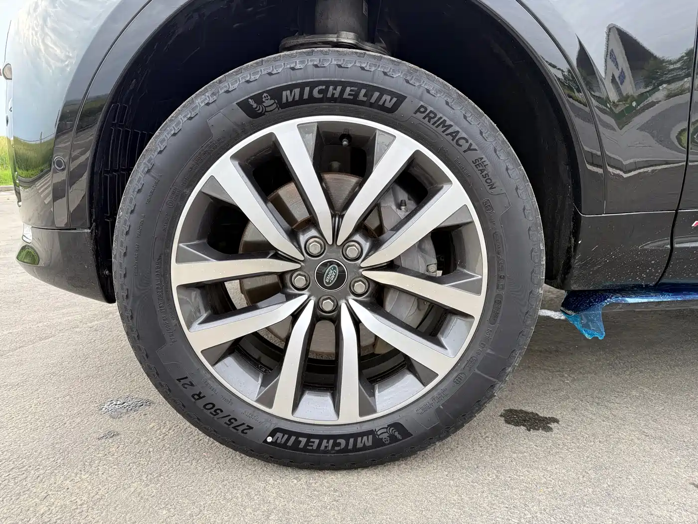 Land Rover Discovery 2021 360PS R-Dynamic SE фото 10