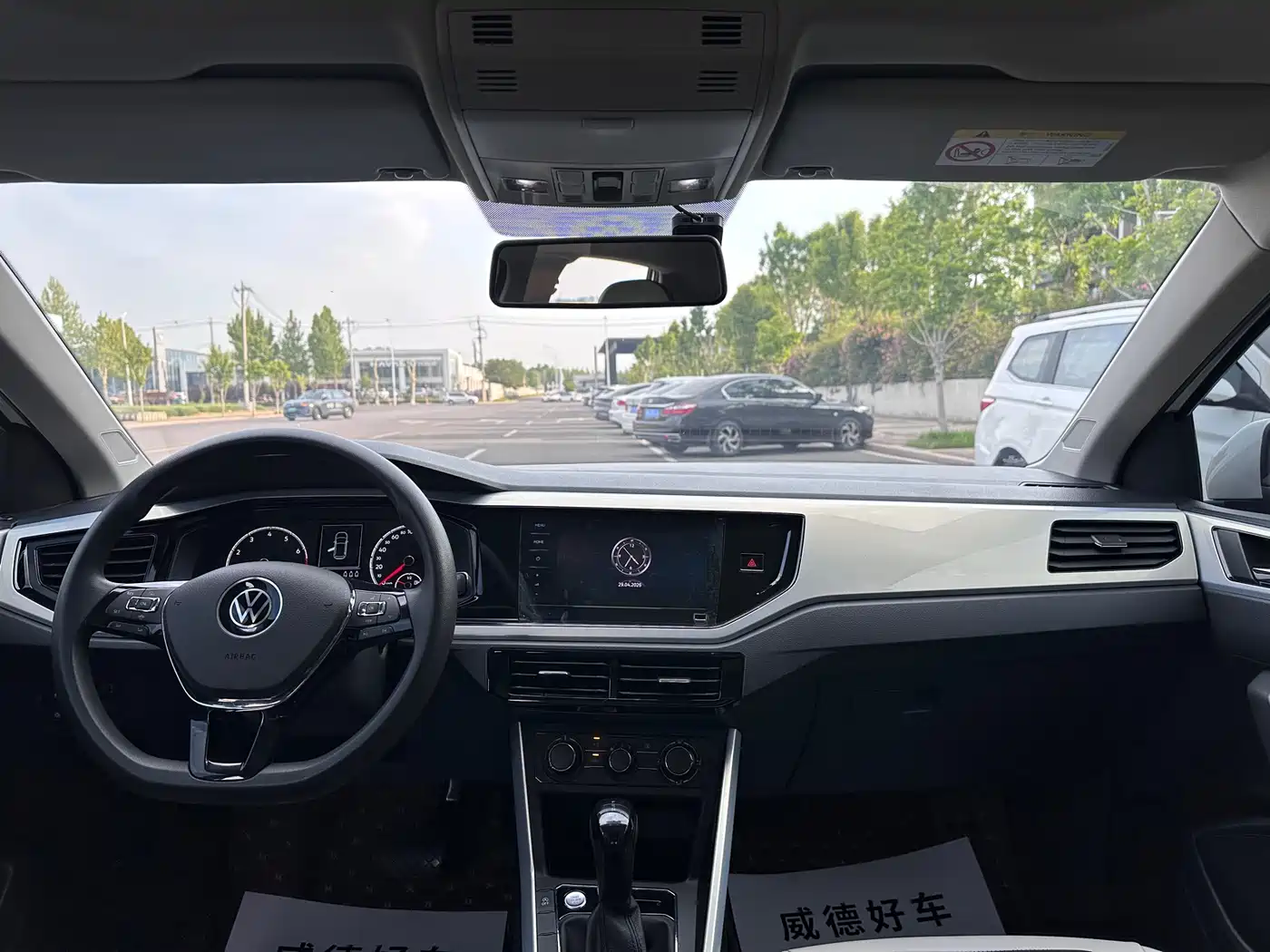 Volkswagen Polo 2021 Plus 1.5L Automatic Colorful Tech Edition фото 9
