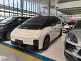 Фото 2 - Li Auto MEGA
