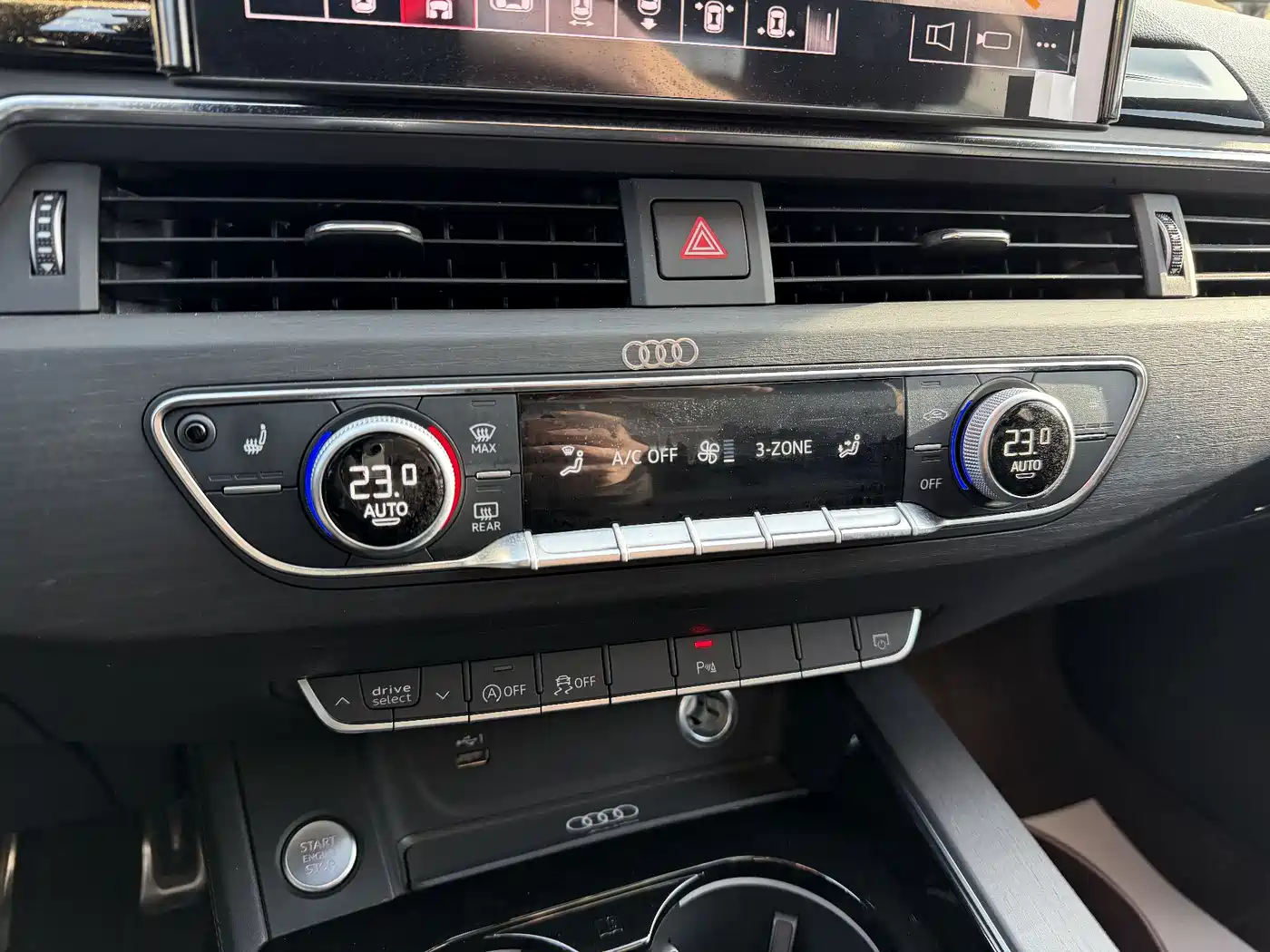 Audi A4L 2024 40 TFSI Luxury Dynamic фото 7