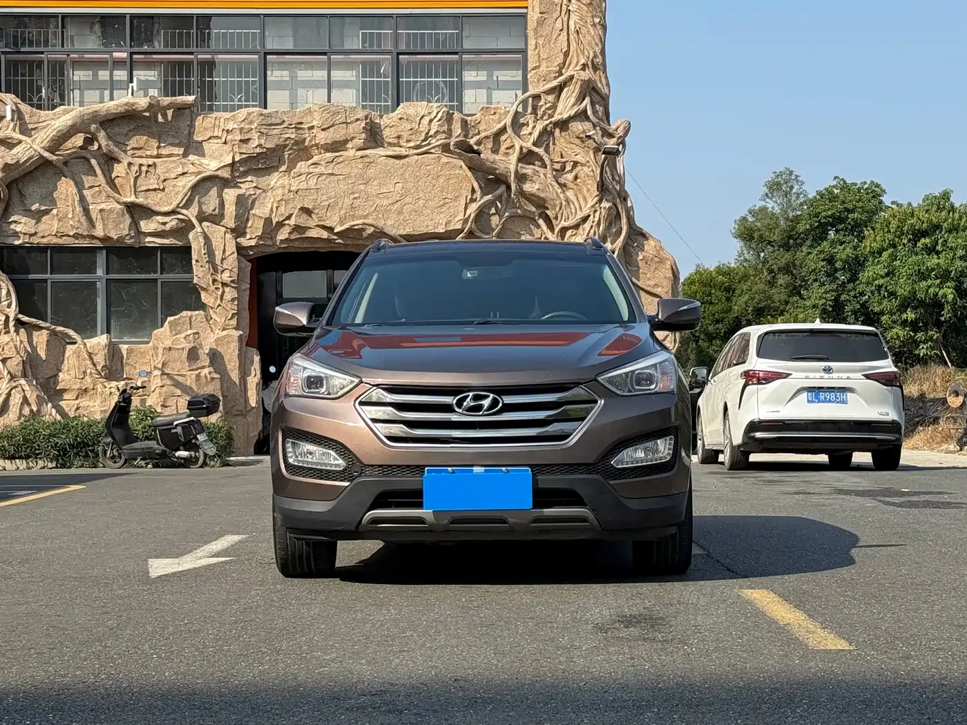 Hyundai Santa Fe 2015 2.4L Automatic 4WD Smart 5-seater фото 2