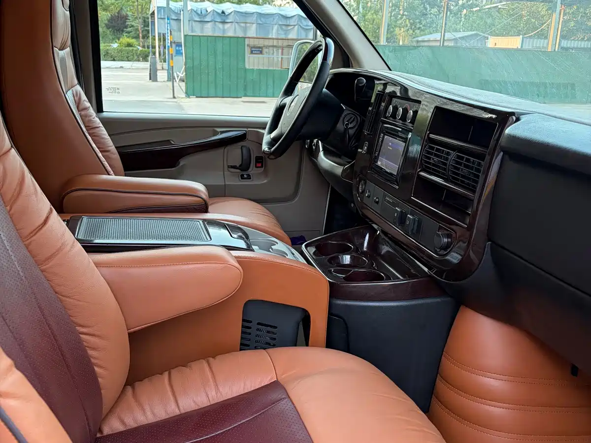 GMC Savana 2014 2014 5.3L G600S 4WD Elegance