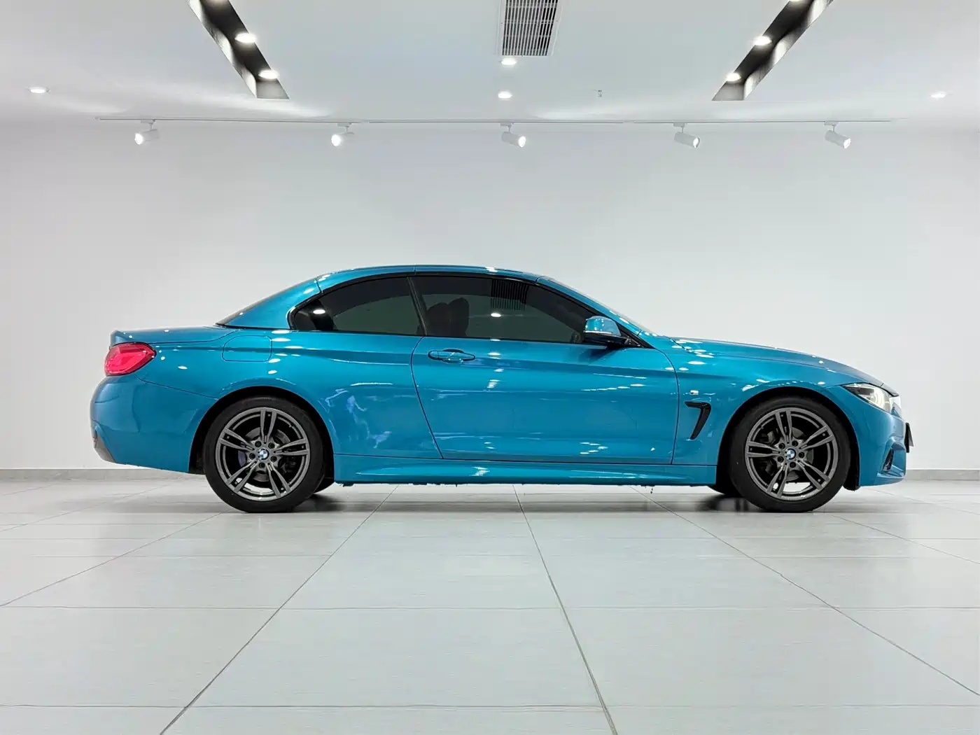 BMW 4 Series 2017 425i Convertible M Sport Package фото 3