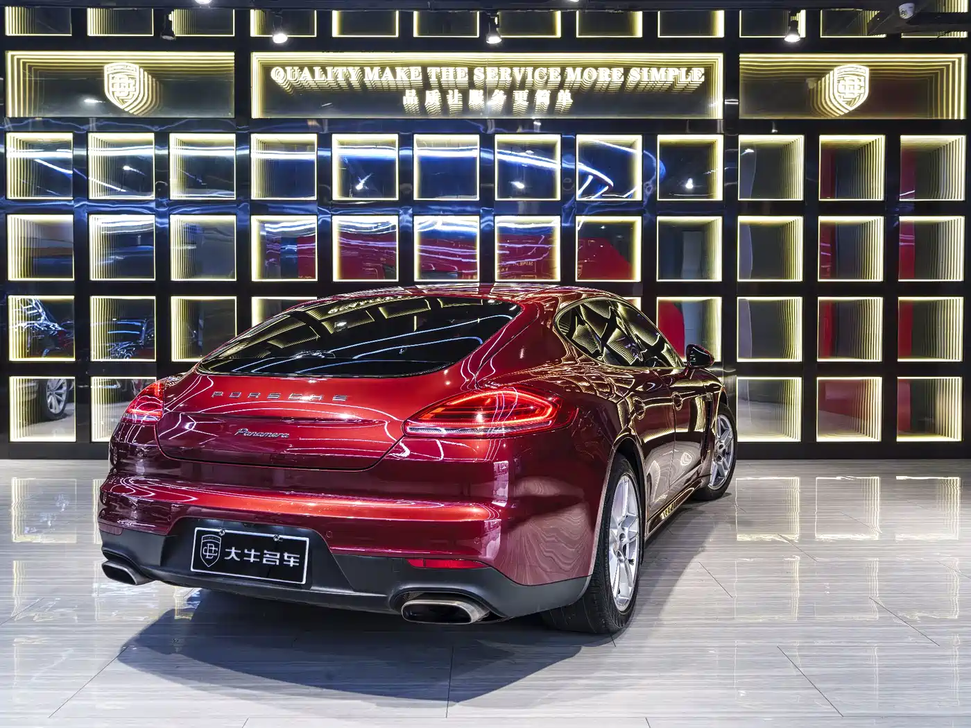 Porsche Panamera 2014 Panamera 3.0T фото 6