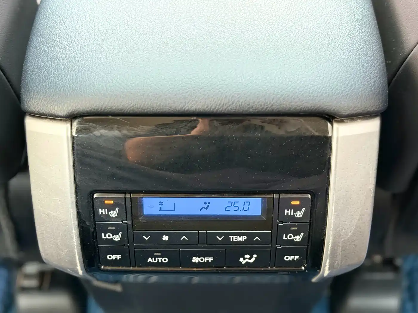 Toyota Prado 2018 3.5L Automatic TX-L Rear-mounted Spare Tire фото 13