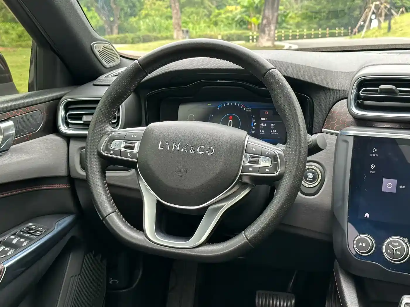 Lynk & Co 03 2018 1.5TD DCT Power Pro Version China V фото 4