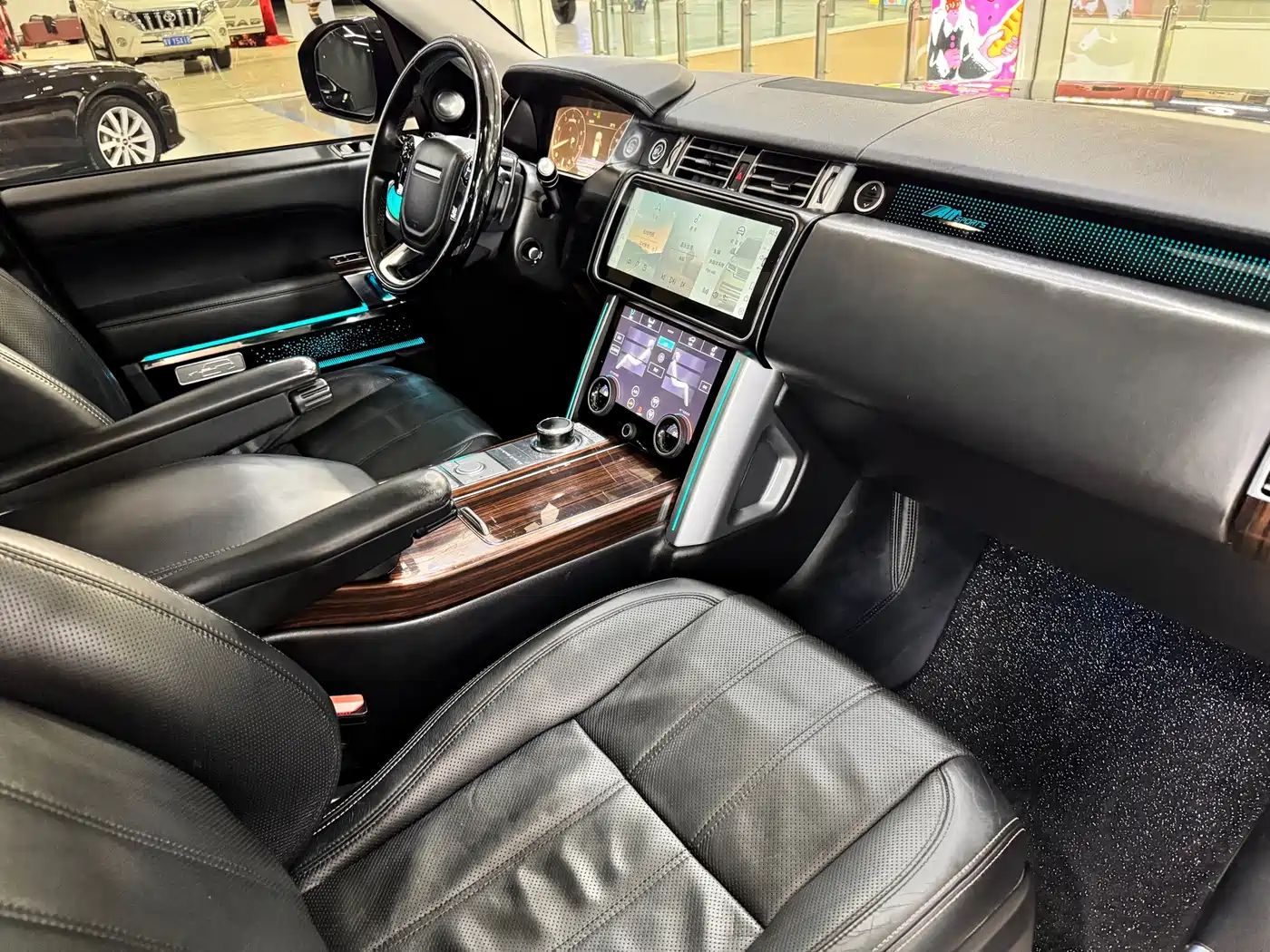 Land Rover Range Rover 2014 3.0 SC V6 Vogue SE фото 21