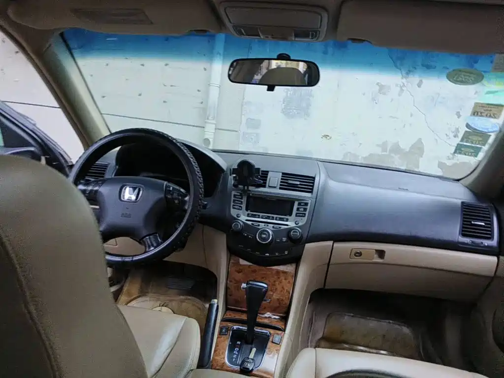 Honda Accord 2004 2004 2.4L