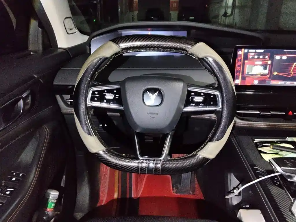 Changan UNI-K 2021 2021 Model 2.0T Luxury Type