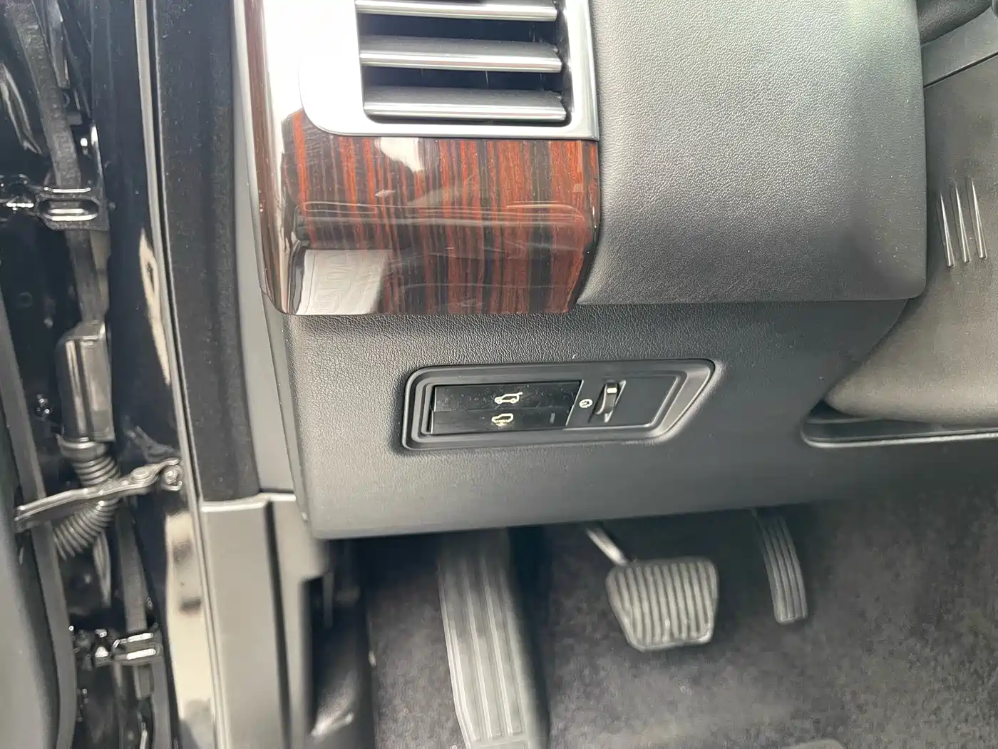 Land Rover Range Rover 2013 5.0 SC V8 Vogue SE фото 9