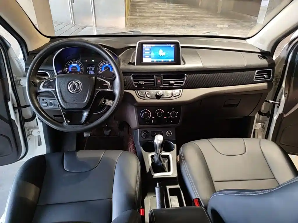 Dongfeng Fengguang Fengguang 330 2023 2019 1.5L 330S Manual Comfort China VI