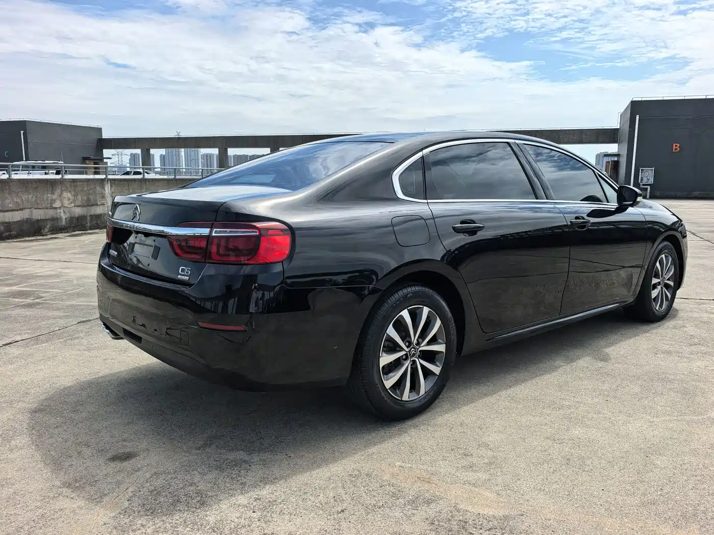 Citroën C6 2023 2021 400THP Comfort Version