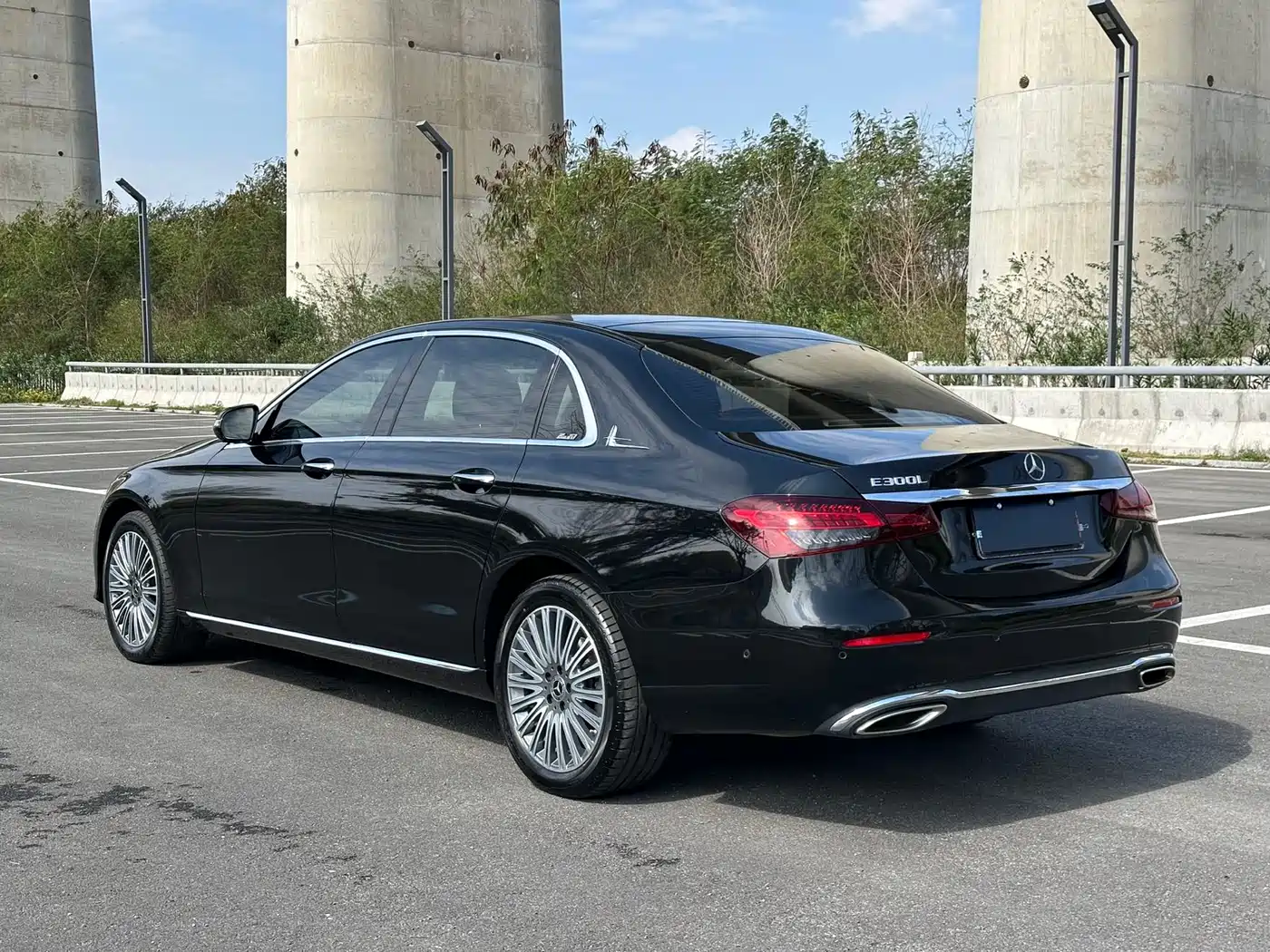 E CLASS