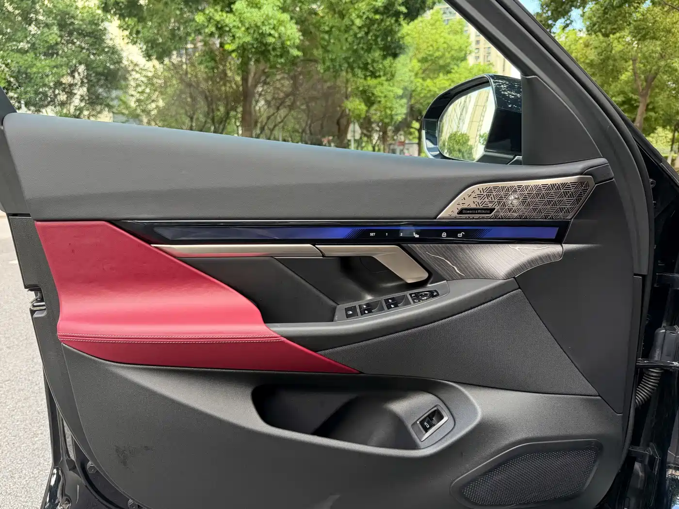 Photo 14 - BMW 5 Series