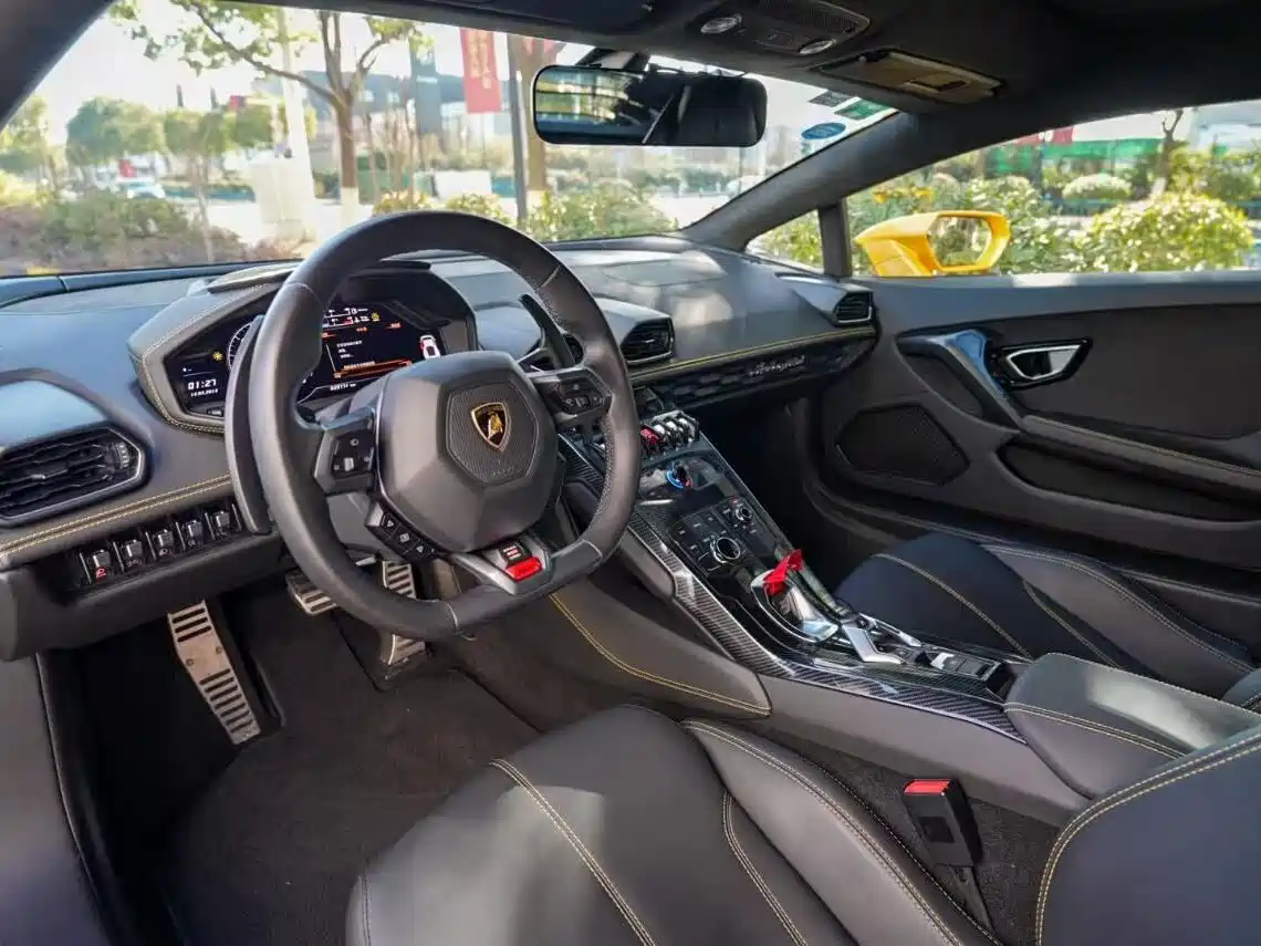 Lamborghini Huracán 2016 LP 600-4 Limited Edition фото 6
