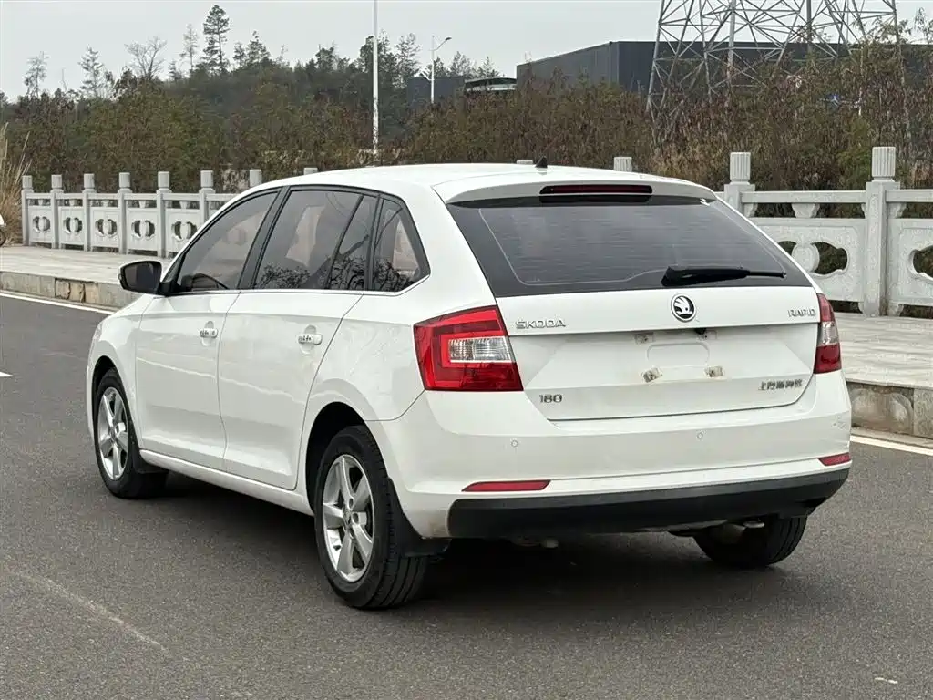 SKODA XINDONG