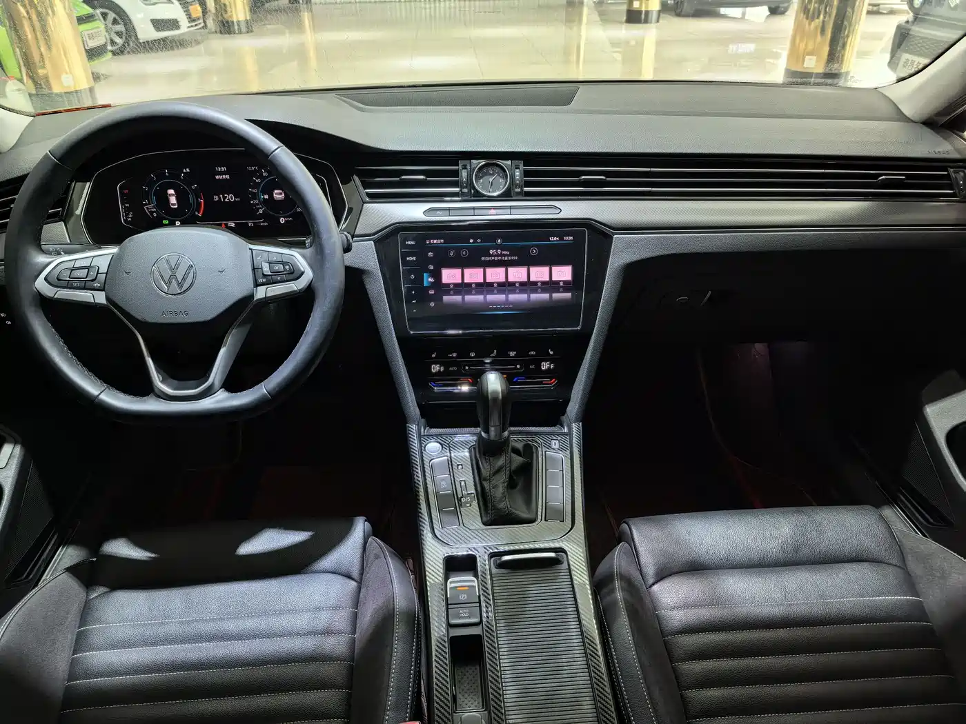 Volkswagen Magotan 2020 330TSI DSG Leading фото 7