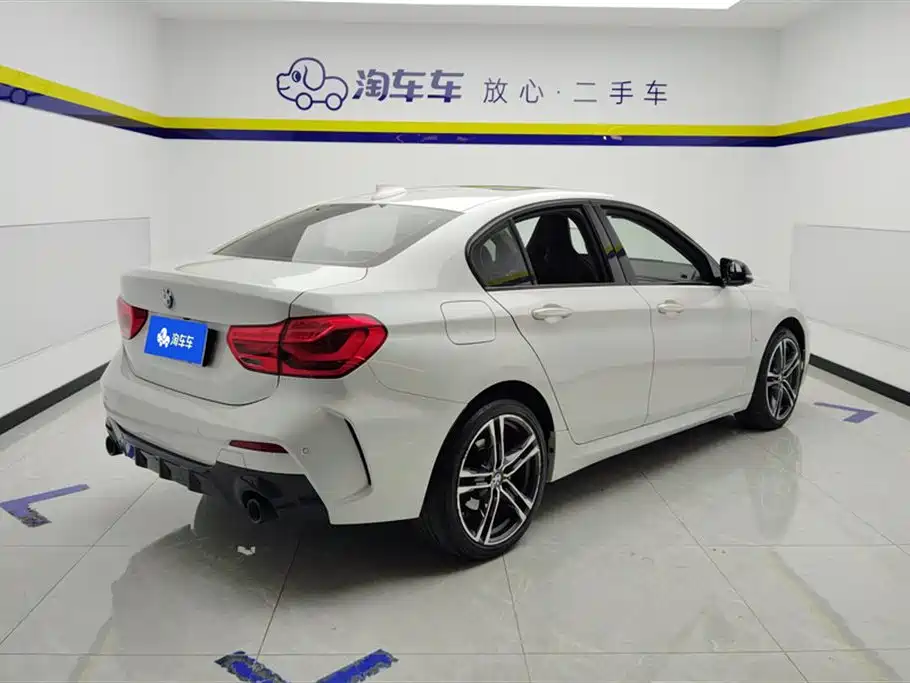 BMW 1 Series 2021 Facelift 125i M Sport Shadow Edition фото 3