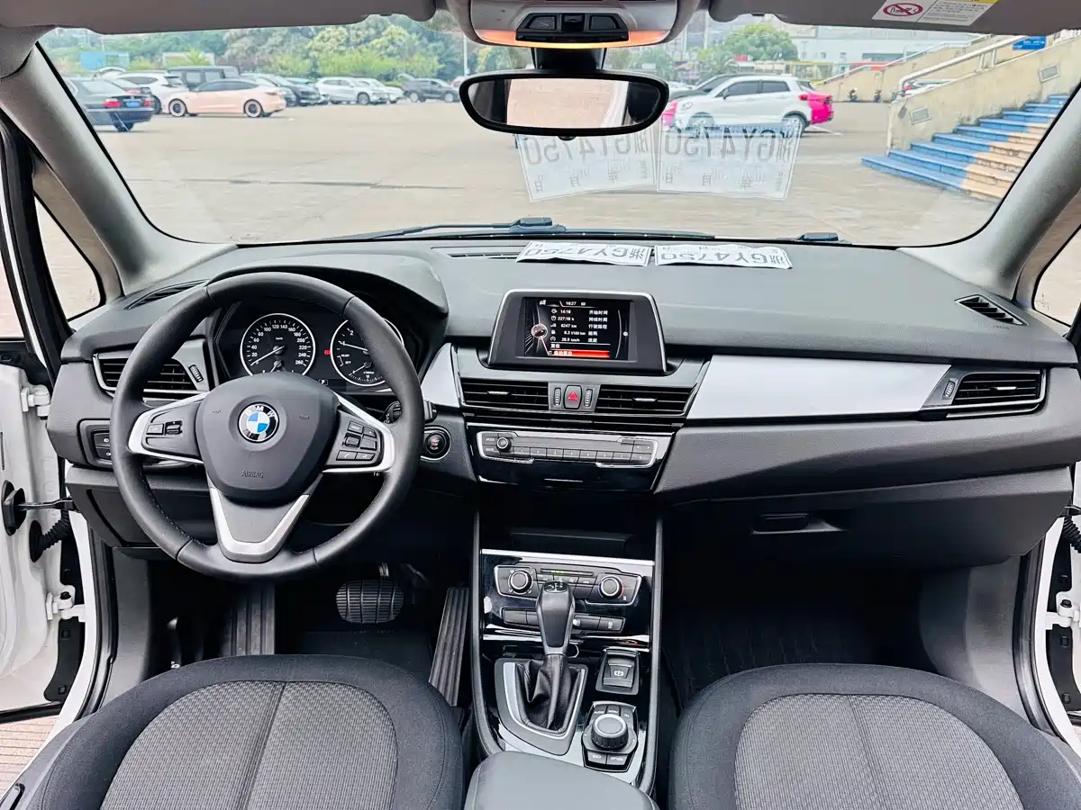 BMW 2 Series Touring 2016 2016 218i Fashion Model