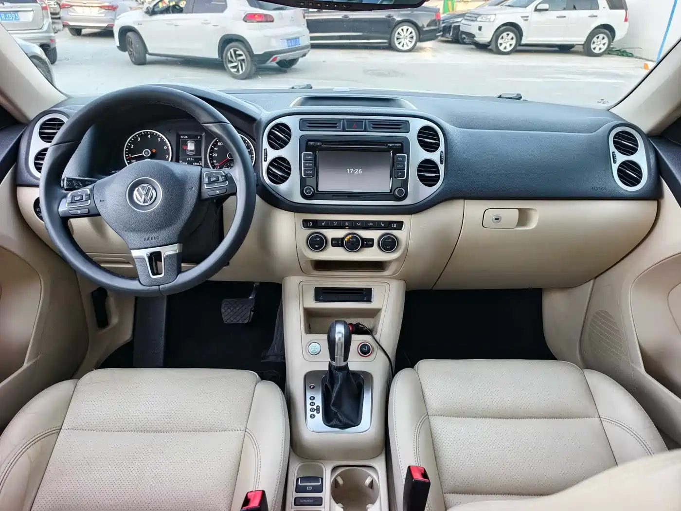 Volkswagen Tiguan 2015 1.8TSI Automatic 2WD Highline фото 5