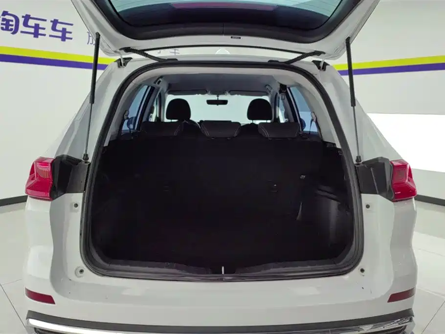 Haval M6 2021 PLUS 1.5T Manual Elite Smart Connect фото 4
