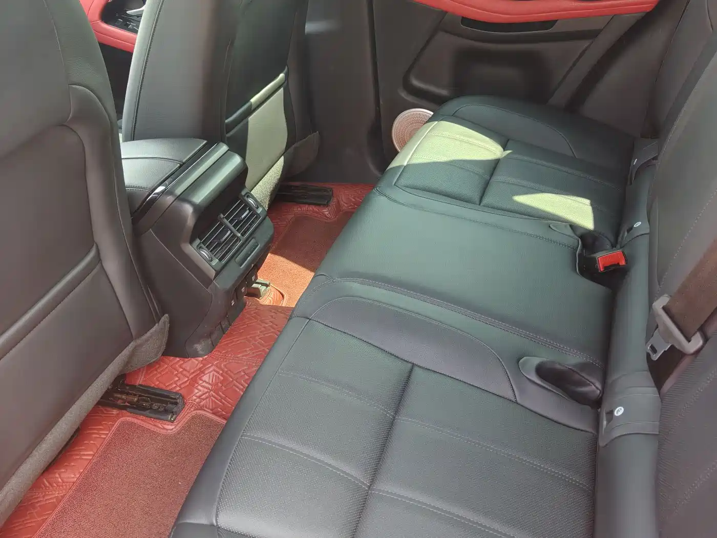 Land Rover Range Rover Evoque 2020 249PS Youth Edition фото 11
