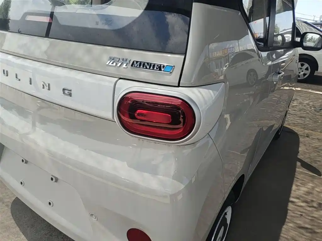 Wuling Motors Hongguang MINIEV 2026 2024 3rd Generation 215km Youth Edition