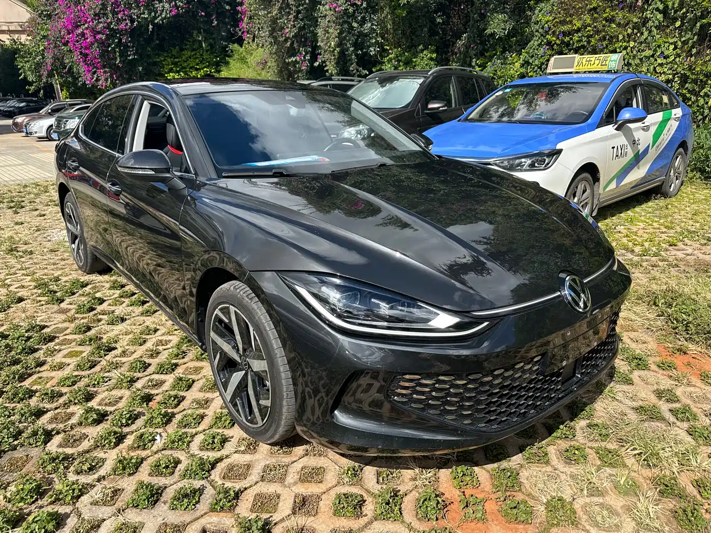 Volkswagen Lamando 2023 Lamando L 280TSI DSG Cool Edition фото 3