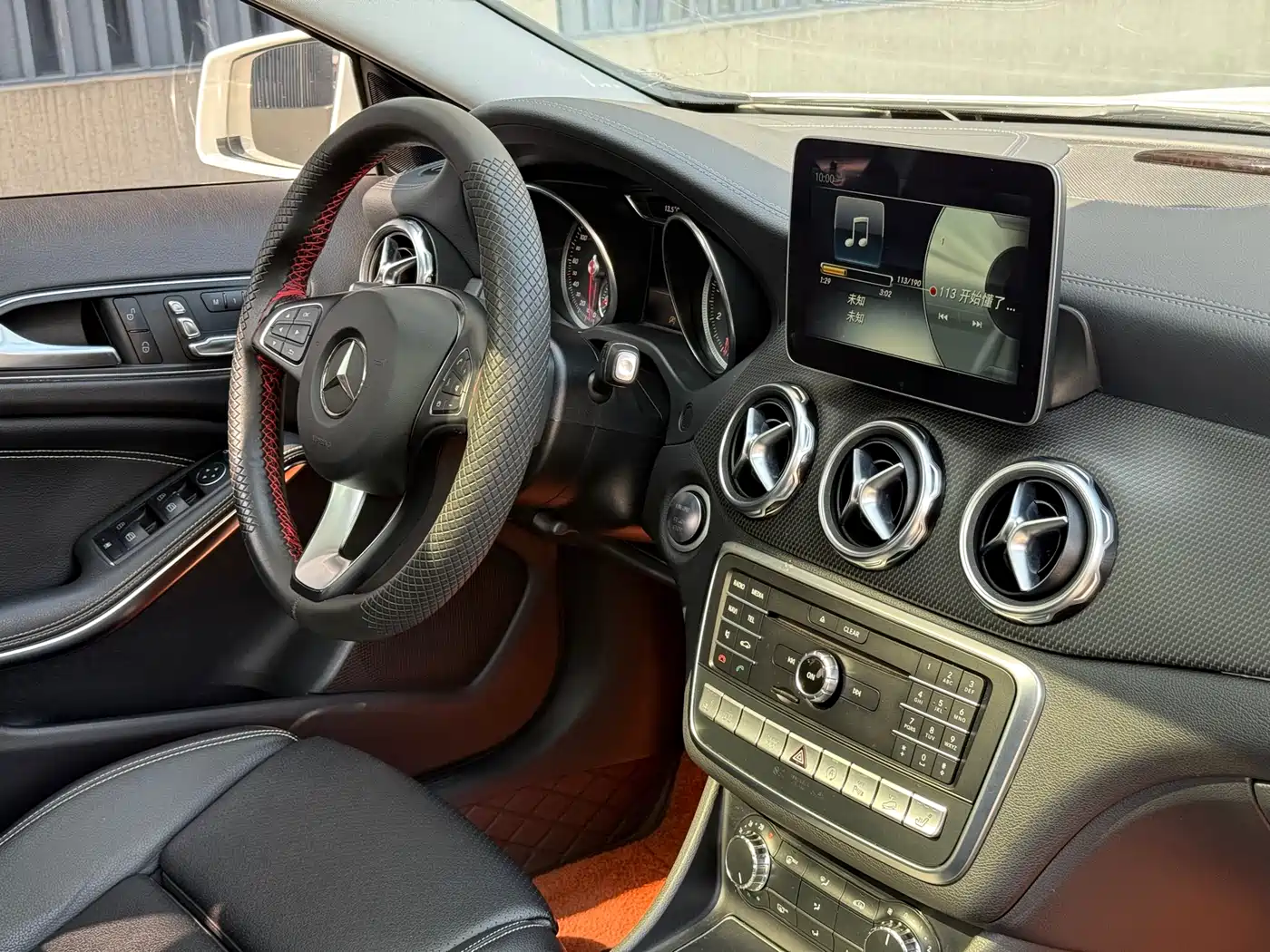 Mercedes-Benz GLA 2017 GLA 220 4MATIC Fashion фото 6