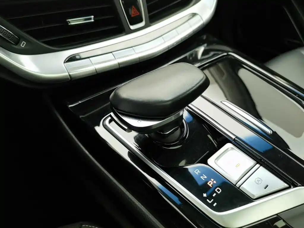 Geely Borui PHEV 2018 2018 1.5T PHEV Glory Edition
