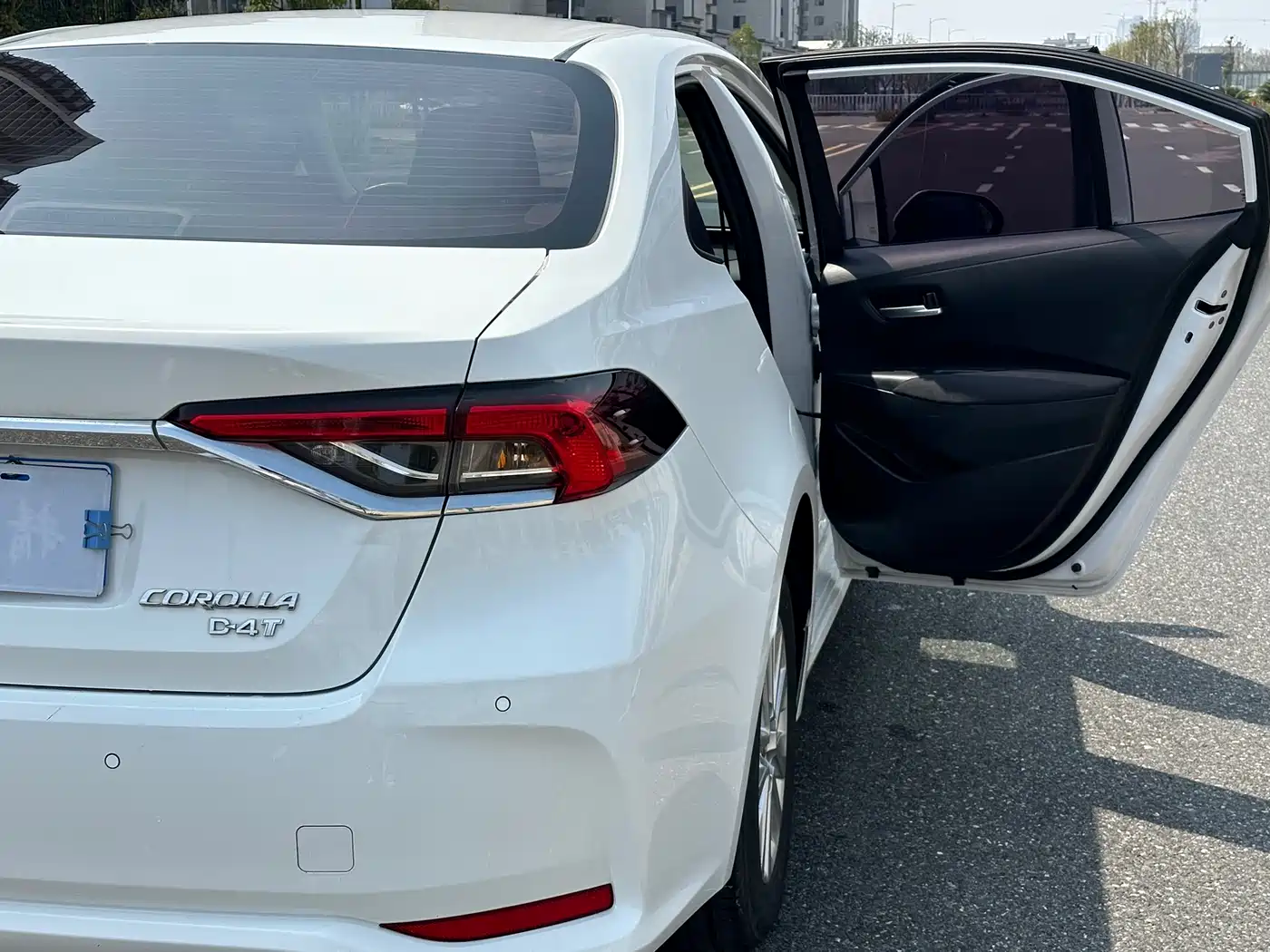 Toyota Corolla 2023 1.2T Pioneer Edition фото 16