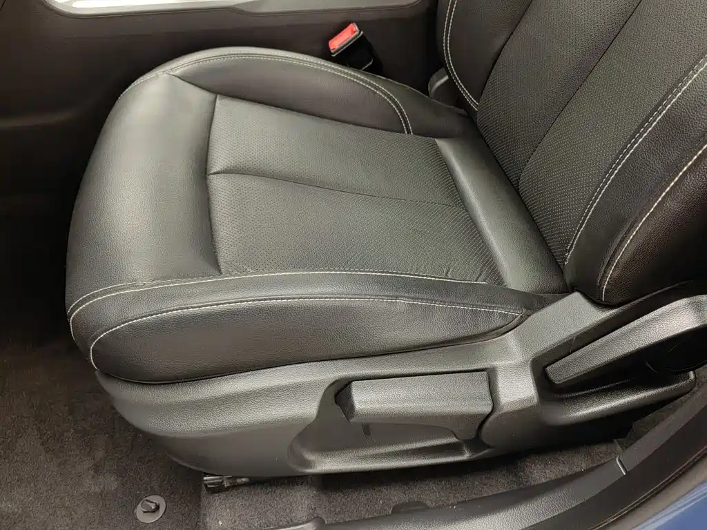Фото 20 - Roewe RX5