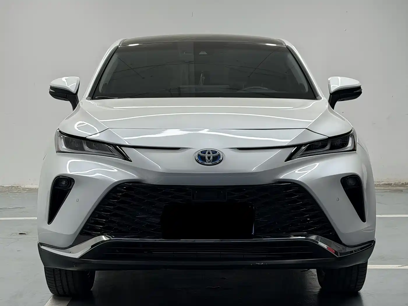 Toyota Venza 2022 Dual Engine 2.5L CVT 2WD Premium фото 3