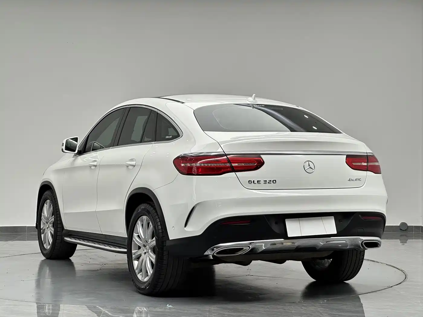 Mercedes-Benz GLE Coupe 2016 2015 GLE 320 4MATIC Coupe SUV
