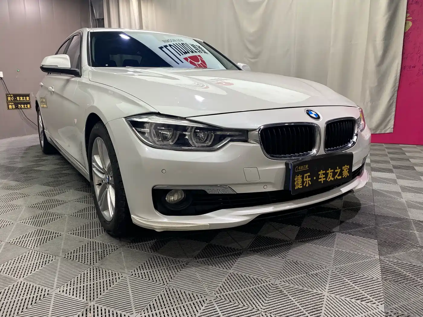BMW 3 Series 2017 320Li Fashion фото 2