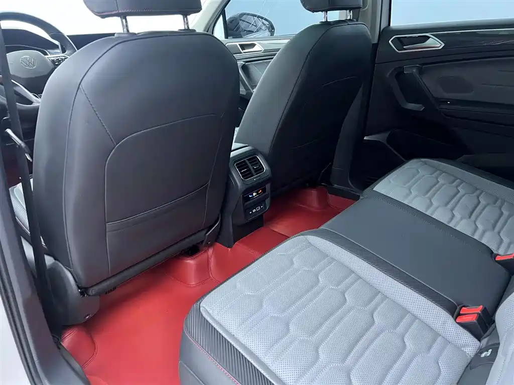 Volkswagen Tiguan X 2022 330TSI 2WD Flagship Edition фото 19
