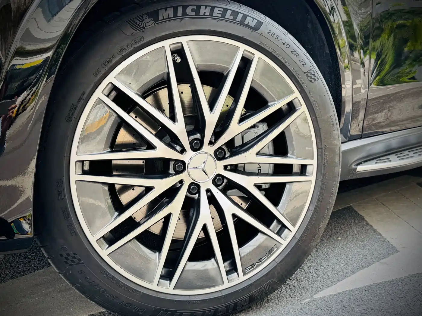 MERCEDES-BENZ GLE AMG