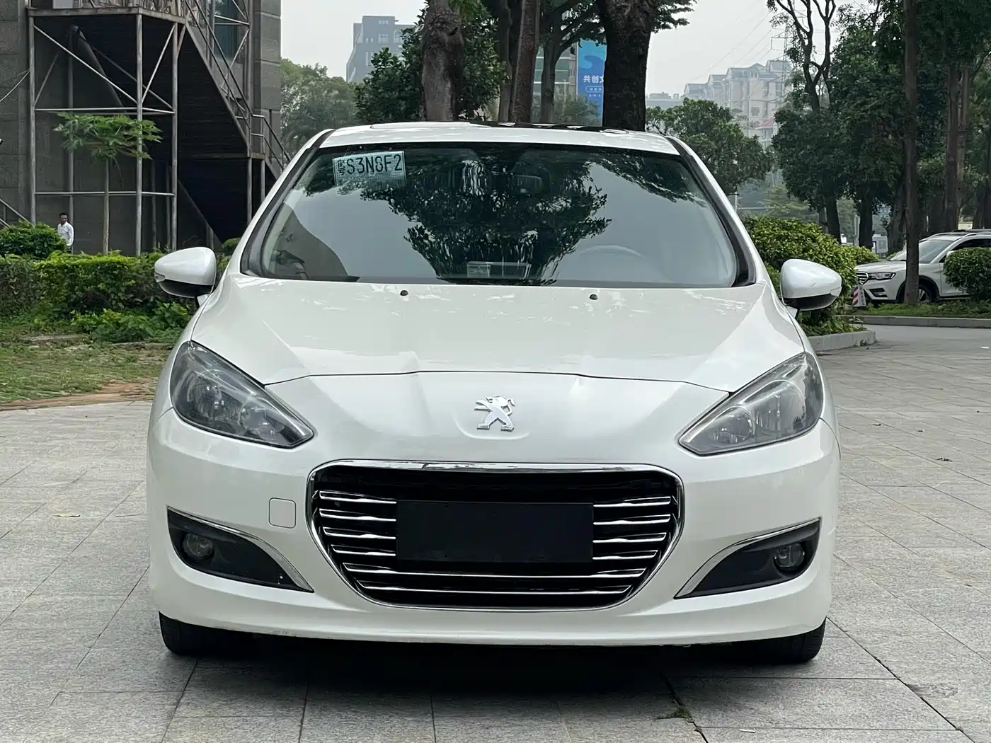 Peugeot 308 2013 Model 1.6L Automatic Trend Style фото 2