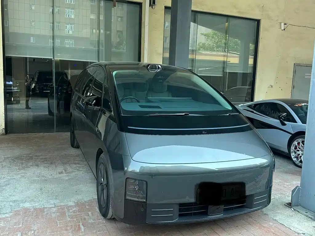 Li Auto MEGA 2024 — пригон из Китая