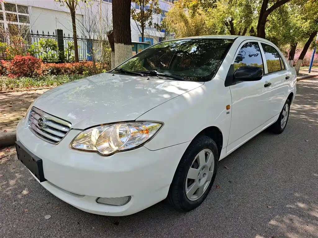 BYD F3 2012 Energy-saving Edition 1.5L Manual Comfort фото 2