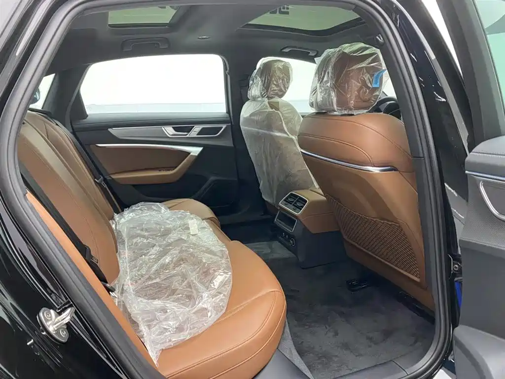 Audi A6L 2025 Model Year Facelift 40 TFSI Luxury Sport фото 23