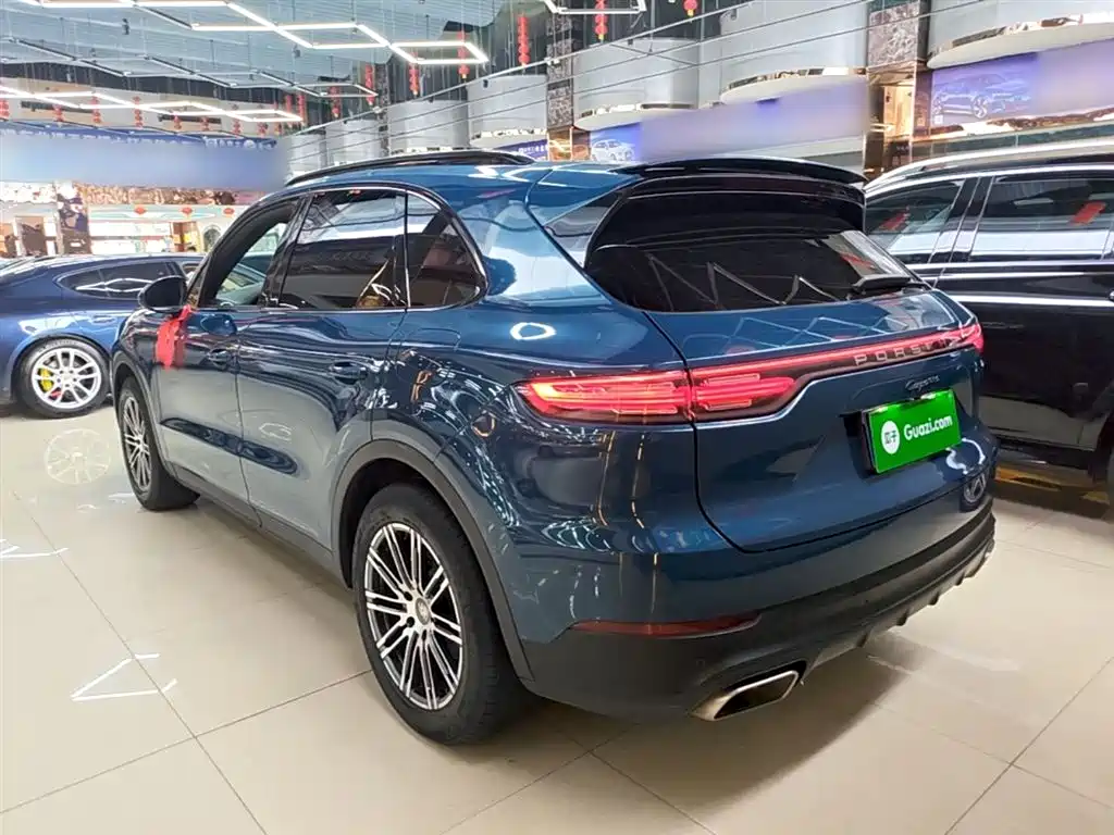 Porsche Cayenne New Energy 2019 Cayenne E-Hybrid 2.0T фото 5