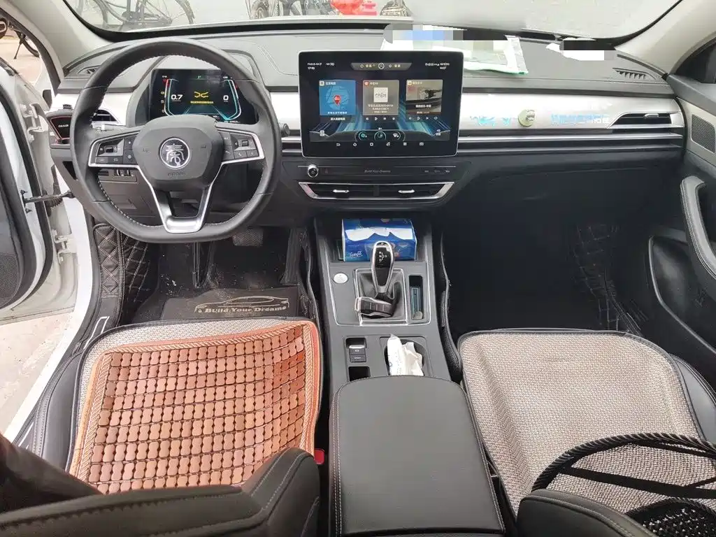 BYD Qin Pro 2018 2018 1.5TI Automatic Smart Connect Prestige Edition