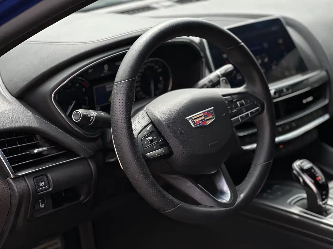 Cadillac CT5 2021 28T Leading Sport фото 7