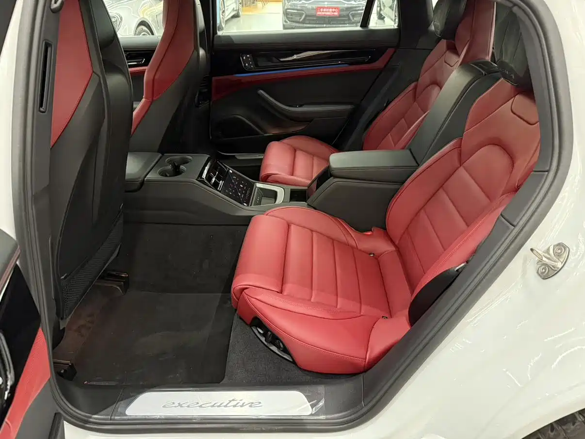 Porsche Panamera 2026 Panamera 4 Executive Long Wheelbase 2.9T фото 9