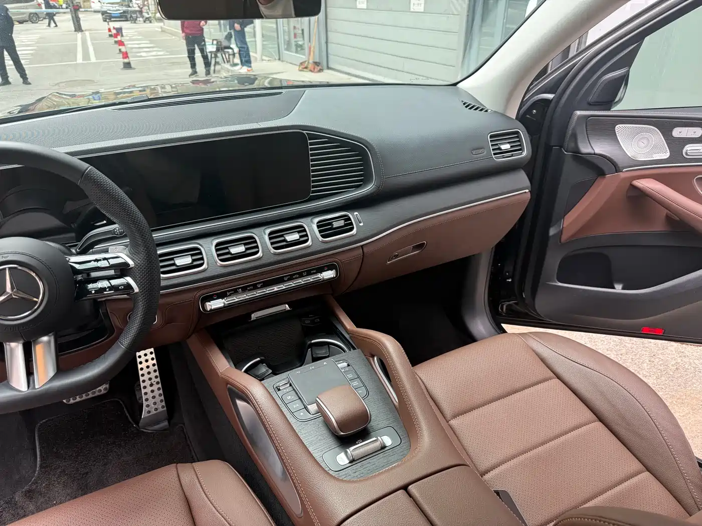 Mercedes-Benz GLS 2024 GLS 450 4MATIC Fashion Edition фото 12