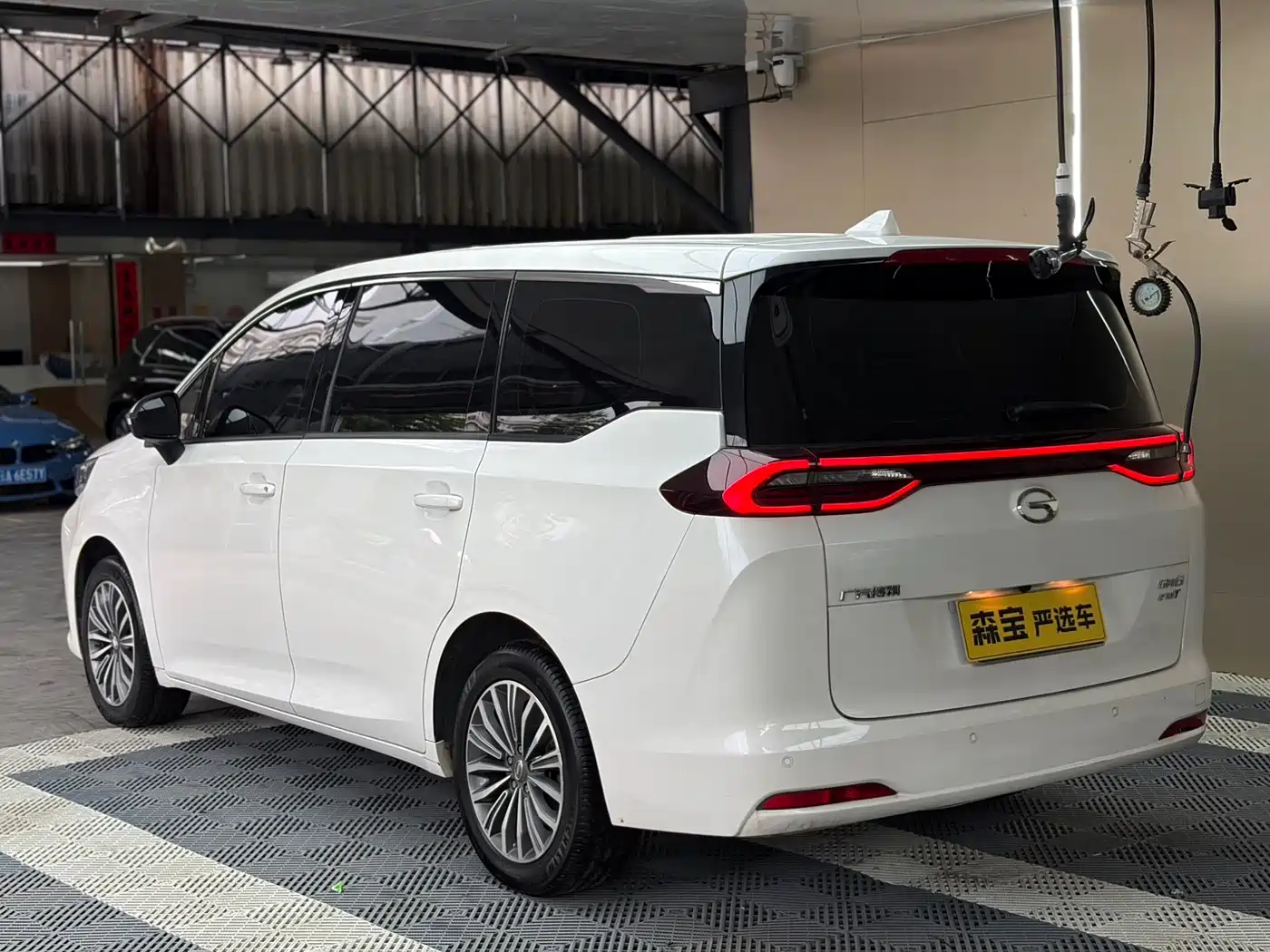 GAC Trumpchi Trumpchi M6 2019 270T DCT Premium Edition (6-seater) (China VI) фото 5