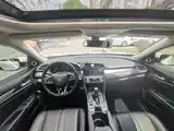 Фото 8 - Honda Civic